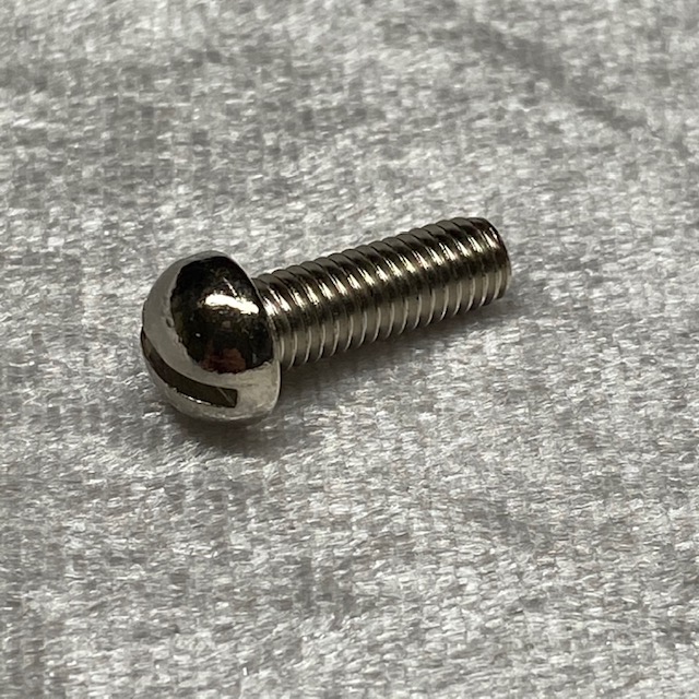 Schraube Rundkopf mit Schlitz M5x15 vernickelt