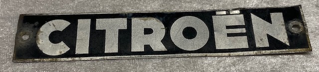Citroen Blech-Logo für Stoßstange 14,3x2,5cm gebraucht Citroen Blech-Logo für Stoßstange 14,3x2,5cm gebraucht